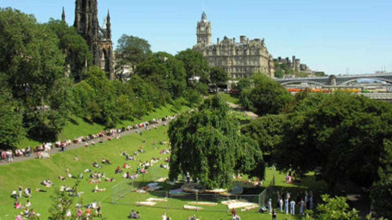 The Jeffrey Street Retreat Edimburgo Exterior foto